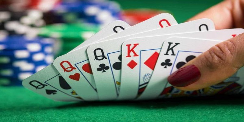 Game bài xì tố hay còn xuất hiện với một cái tên khác đó chính là bài xì phé